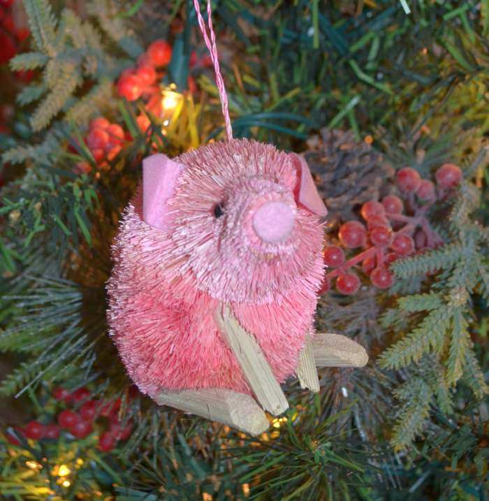Brushart Bristle Brush Ornament Pig Pink Sitting