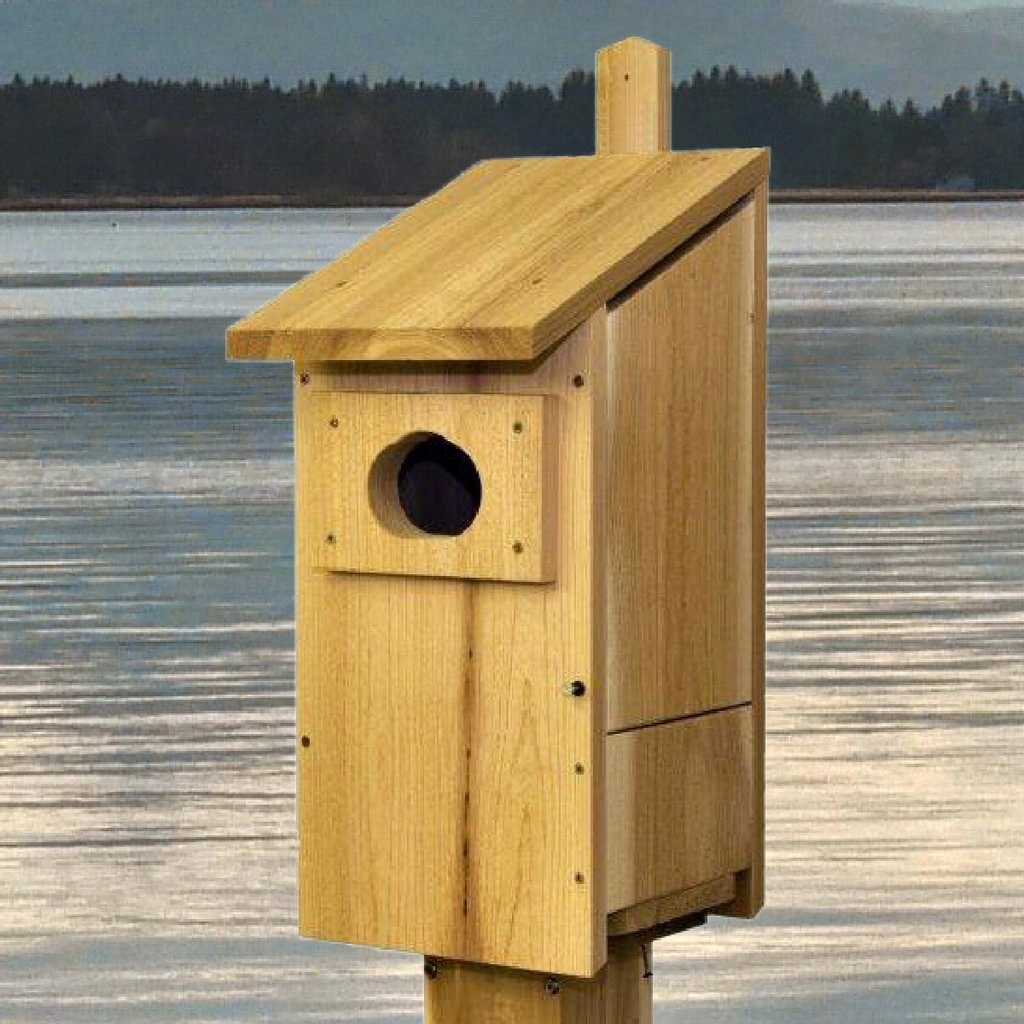 Select Cedar Wood Duck House