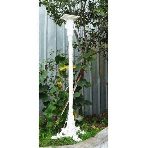 Classic Tall Birdhouse Pedestal with Auger